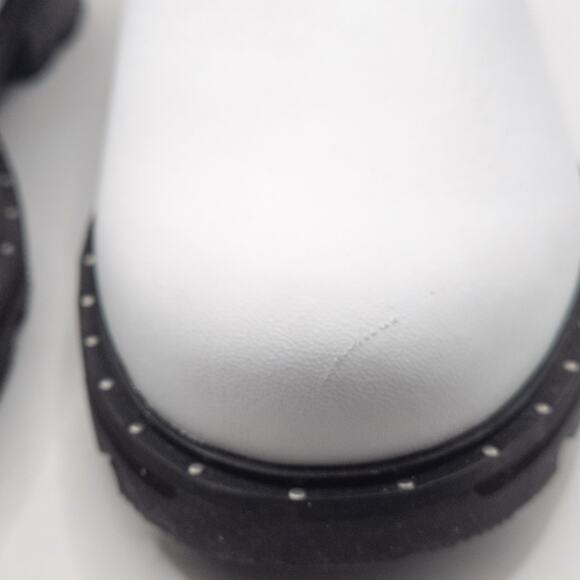 NEW Sorel Women’s Lennox Chelsea Boots White Minimalist Capsule Wardrobe Size 9 - Picture 7 of 12